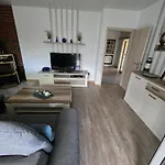 Zwischen Den Deichen * Emden