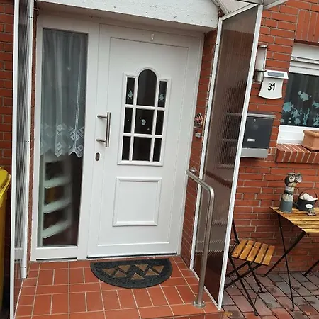 Zwischen Den Deichen * Emden